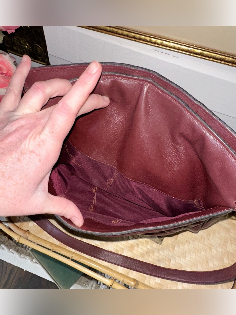 Vintage Etienne Aigner Classic Dark Burgundy Oxblood Red Leather Shoulder Bag - Picture 6 of 9